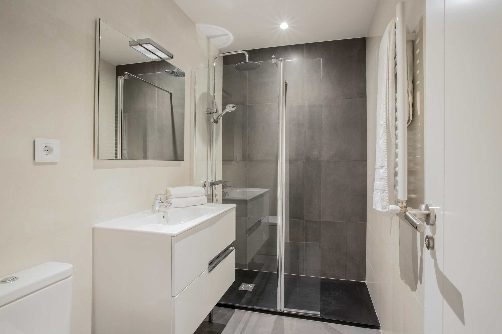 Slow Suites Augusto Madrid Dış mekan fotoğraf